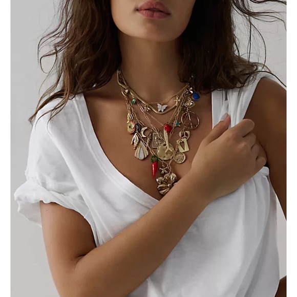 Free People Maxamillion Charm Necklace Flower Power One Size - Picture 4 of 15